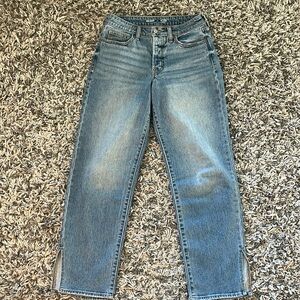Old navy High-Waisted OG Loose Side-Slit
Jeans for Women in size 4